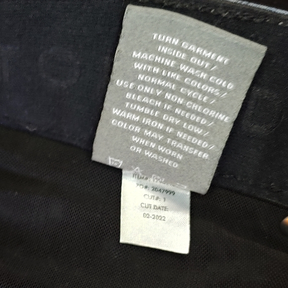 Torrid Crop Bombshell Straight Premium Stretch Distressed High Rise Jean 20 NWOT - Picture 11 of 11